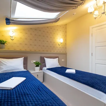 Maner Hotel